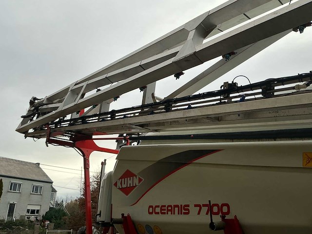 2010 kuhn oceanis 7700 veldspuit - afbeelding 5 van  91