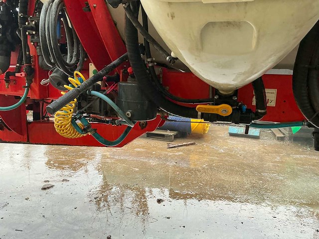 2010 kuhn oceanis 7700 veldspuit - afbeelding 11 van  91