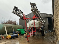 2010 kuhn oceanis 7700 veldspuit - afbeelding 1 van  91