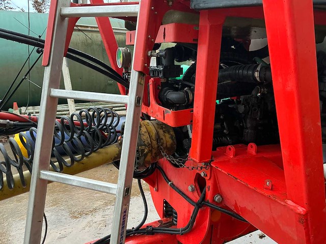 2010 kuhn oceanis 7700 veldspuit - afbeelding 19 van  91