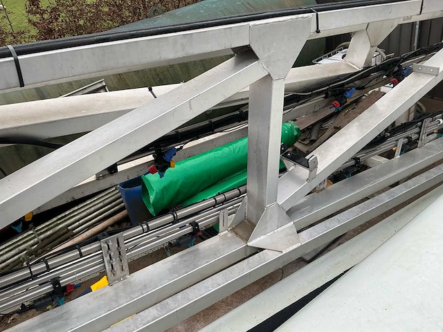 2010 kuhn oceanis 7700 veldspuit - afbeelding 47 van  91