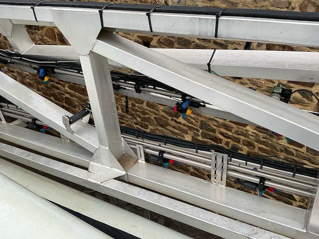 2010 kuhn oceanis 7700 veldspuit - afbeelding 49 van  91