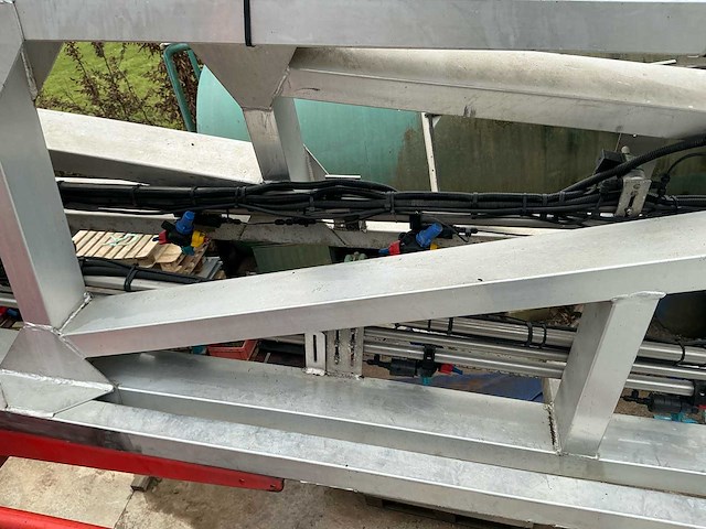 2010 kuhn oceanis 7700 veldspuit - afbeelding 52 van  91