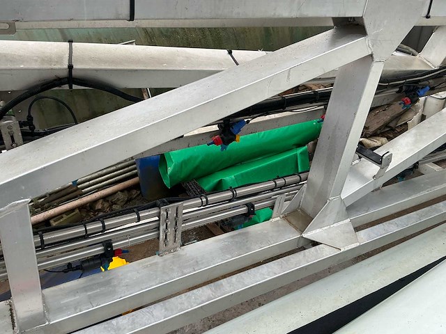 2010 kuhn oceanis 7700 veldspuit - afbeelding 53 van  91