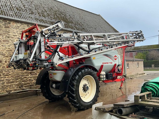 2010 kuhn oceanis 7700 veldspuit - afbeelding 45 van  91