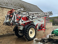 2010 kuhn oceanis 7700 veldspuit - afbeelding 45 van  91