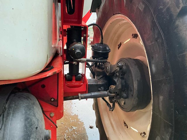 2010 kuhn oceanis 7700 veldspuit - afbeelding 72 van  91