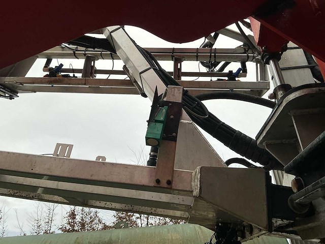 2010 kuhn oceanis 7700 veldspuit - afbeelding 75 van  91