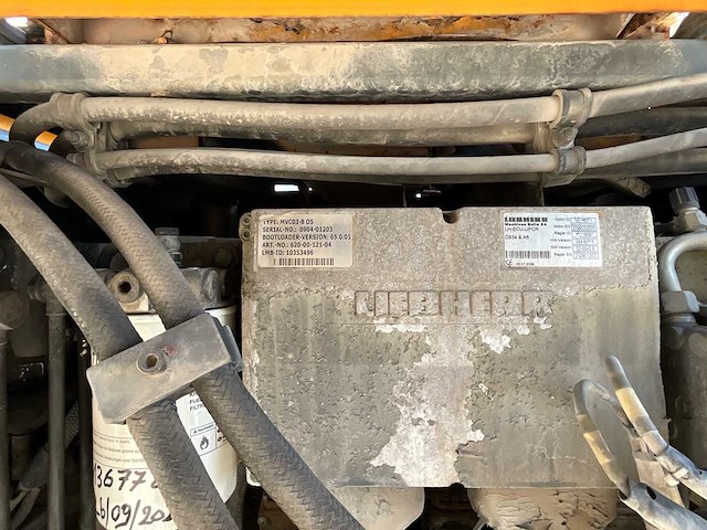 2010 liebherr r924 compact litronic rupsgraafmachine - afbeelding 21 van  46