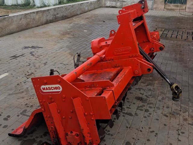 2010 maschio gaspardo fresa sc 265 professionele grondfrees - 2,65m - vernieuwde messen - afbeelding 1 van  3