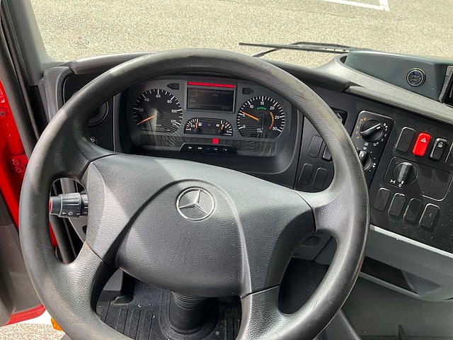 2010 mercedes-benz atego brandweerwagen - afbeelding 13 van  43