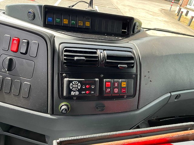 2010 mercedes-benz atego brandweerwagen - afbeelding 16 van  43