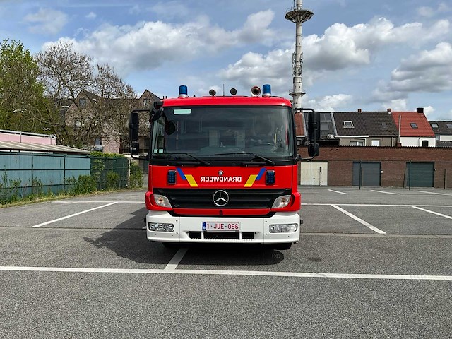 2010 mercedes-benz atego brandweerwagen - afbeelding 12 van  43