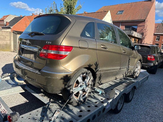 2010 mercedes-benz b180cdi personenauto - afbeelding 11 van  16