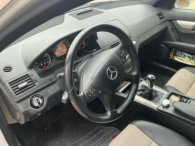 2010 mercedes-benz c200 stationwagen personenauto - afbeelding 15 van  27