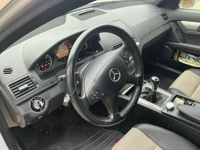 2010 mercedes-benz c200 stationwagen personenauto - afbeelding 12 van  14