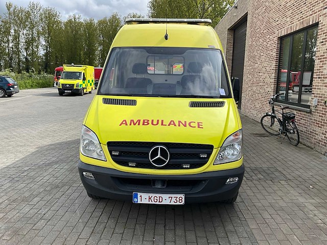 2010 mercedes-benz sprinter 316 cdi ambulance - afbeelding 5 van  23