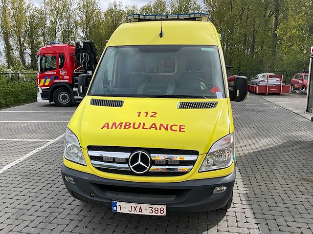 2010 mercedes-benz sprinter ambulance - afbeelding 12 van  21