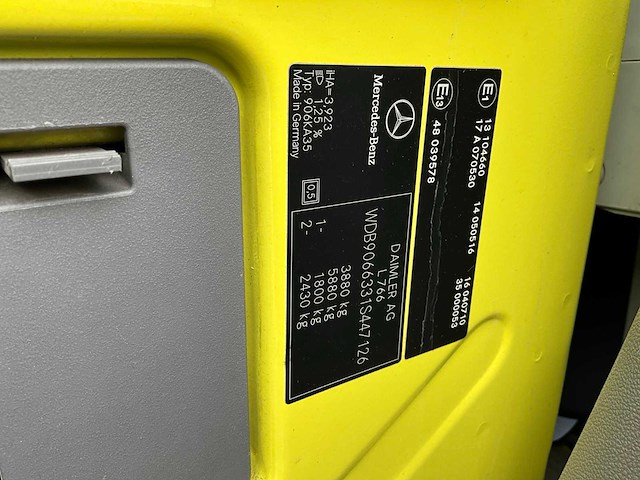 2010 mercedes-benz sprinter ambulance - afbeelding 14 van  22