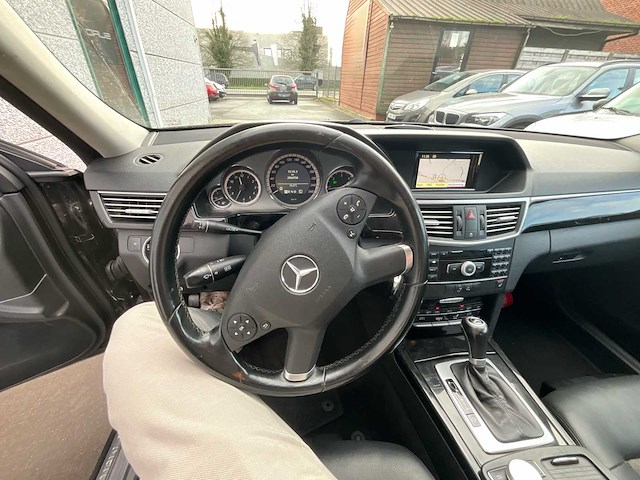 2010 mercedes e200cdi personenauto - afbeelding 4 van  26