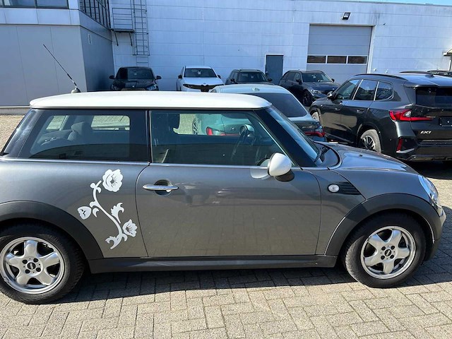 2010 mini cooper d - afbeelding 8 van  11