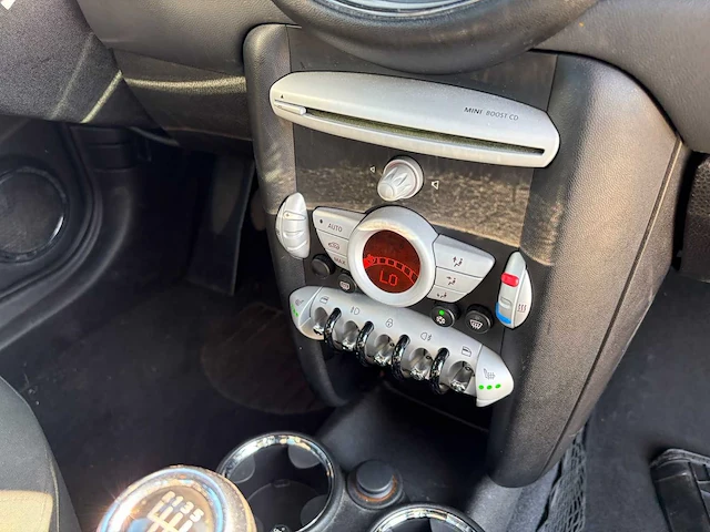 2010 mini personenauto - afbeelding 31 van  33