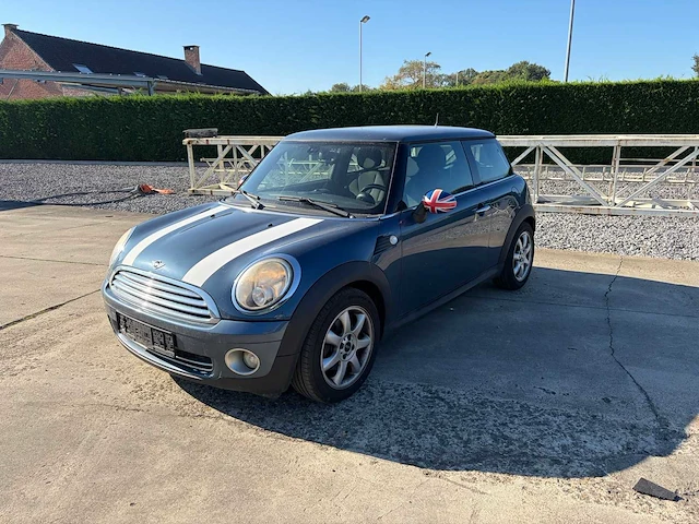 2010 mini personenauto - afbeelding 1 van  33
