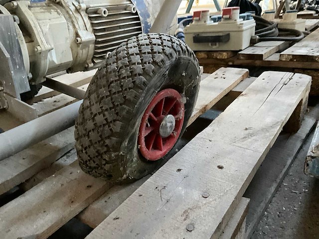 2010 nicover mpe250 pomp - afbeelding 6 van  6