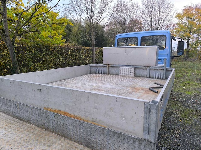 2010 nissan atleon met oplegger drowa opl7900 - afbeelding 14 van  16