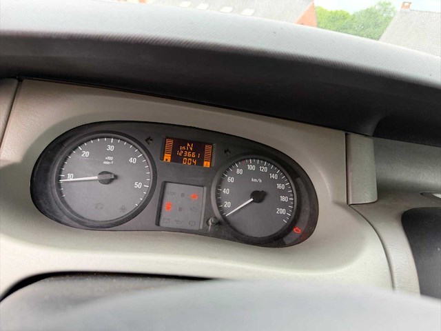 2010 opel vivaro 2.0cdti auto - afbeelding 12 van  12