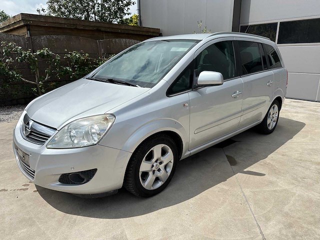 2010 opel zafira personenauto - afbeelding 1 van  19