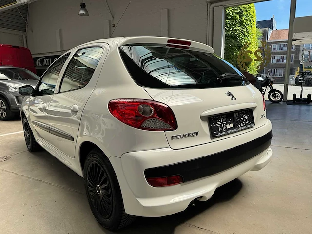2010 peugeot 206+ - 93000 km - 1ste eigenaar - afbeelding 18 van  24