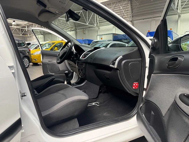 2010 peugeot 206+ - 93000 km - 1ste eigenaar - afbeelding 14 van  24