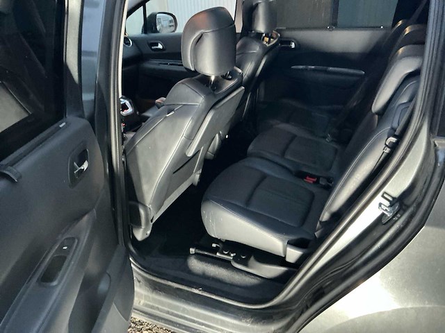 2010 peugeot 5008 personenauto - afbeelding 4 van  24