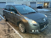 2010 peugeot 5008 personenauto - afbeelding 22 van  24