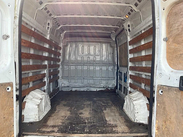 2010 peugeot boxer bedrijfswagen - afbeelding 13 van  29