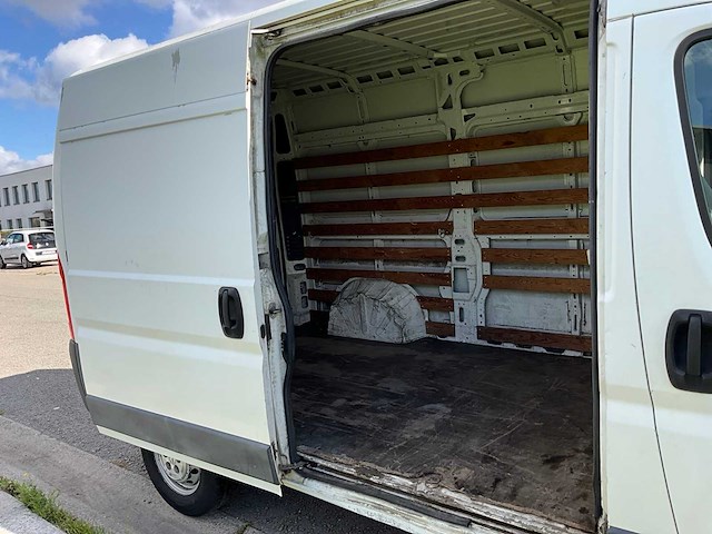 2010 peugeot boxer bedrijfswagen - afbeelding 16 van  29