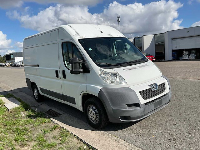 2010 peugeot boxer bedrijfswagen - afbeelding 28 van  29