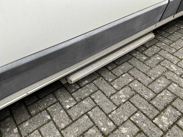 2010 peugeot boxer minibus - 9 personen - trekhaak - afbeelding 9 van  50