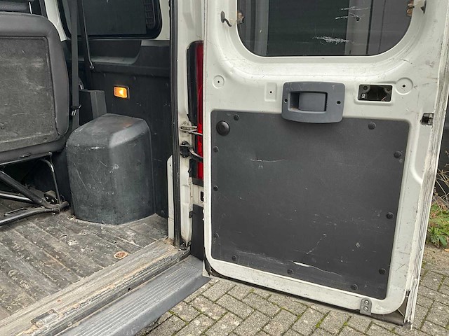 2010 peugeot boxer minibus - 9 personen - trekhaak - afbeelding 37 van  50