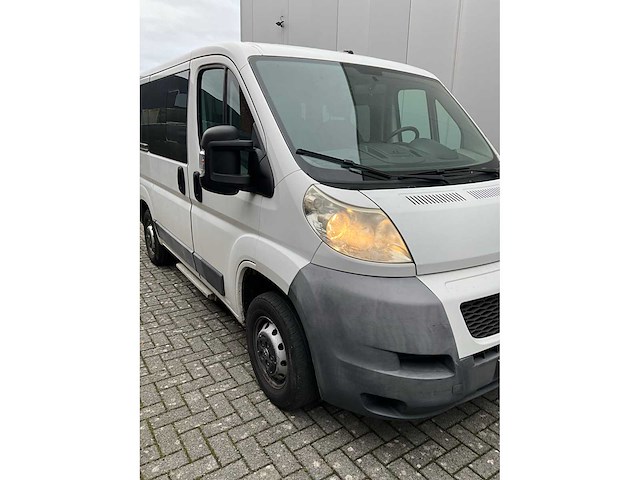 2010 peugeot boxer minibus - 9 personen - trekhaak - afbeelding 47 van  50