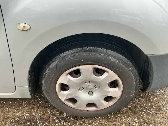 2010 peugeot partner tepee personenauto - afbeelding 4 van  23