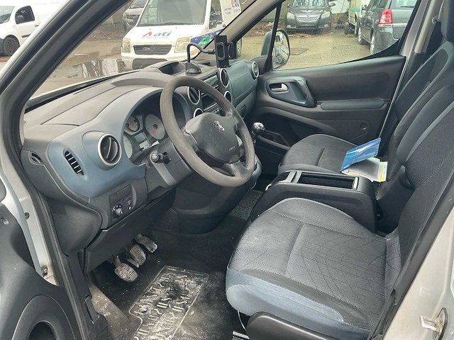 2010 peugeot partner tepee personenauto - afbeelding 7 van  23