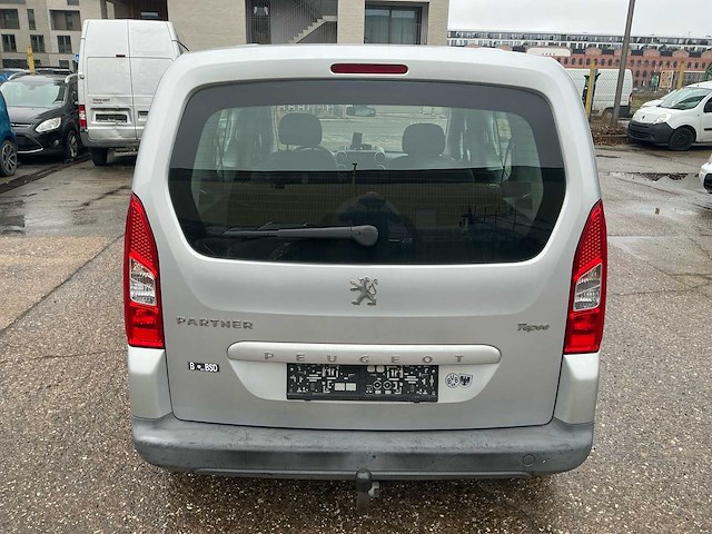 2010 peugeot partner tepee personenauto - afbeelding 18 van  23