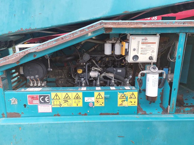 2010 powerscreen commander 1400 mobiele zeefinstallatie - afbeelding 33 van  36