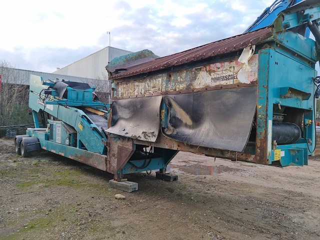 2010 powerscreen commander 1400 mobiele zeefinstallatie - afbeelding 1 van  26