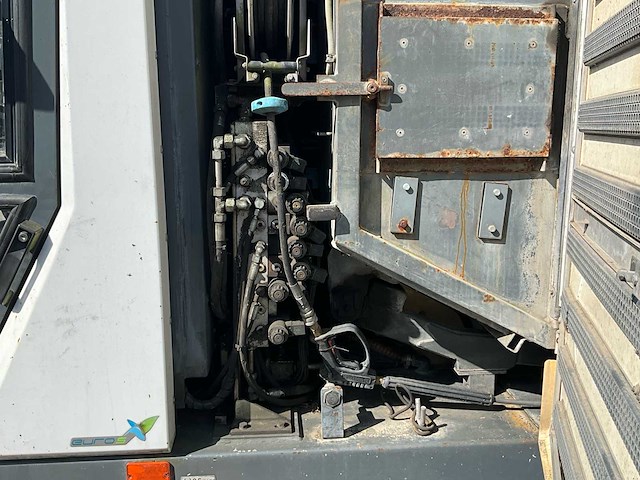 2010 ravo 540cd straatveegmachine - afbeelding 15 van  44