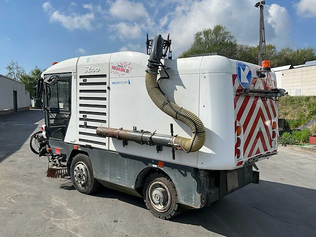2010 ravo 540cd straatveegmachine - afbeelding 23 van  44
