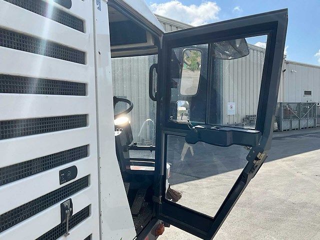 2010 ravo 540cd straatveegmachine - afbeelding 27 van  43