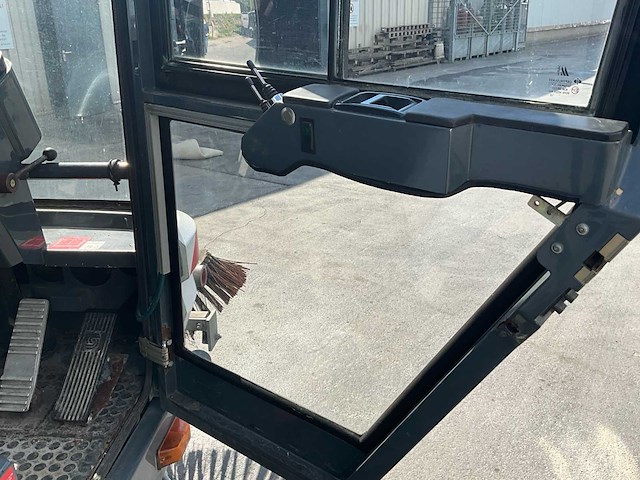 2010 ravo 540cd straatveegmachine - afbeelding 28 van  43